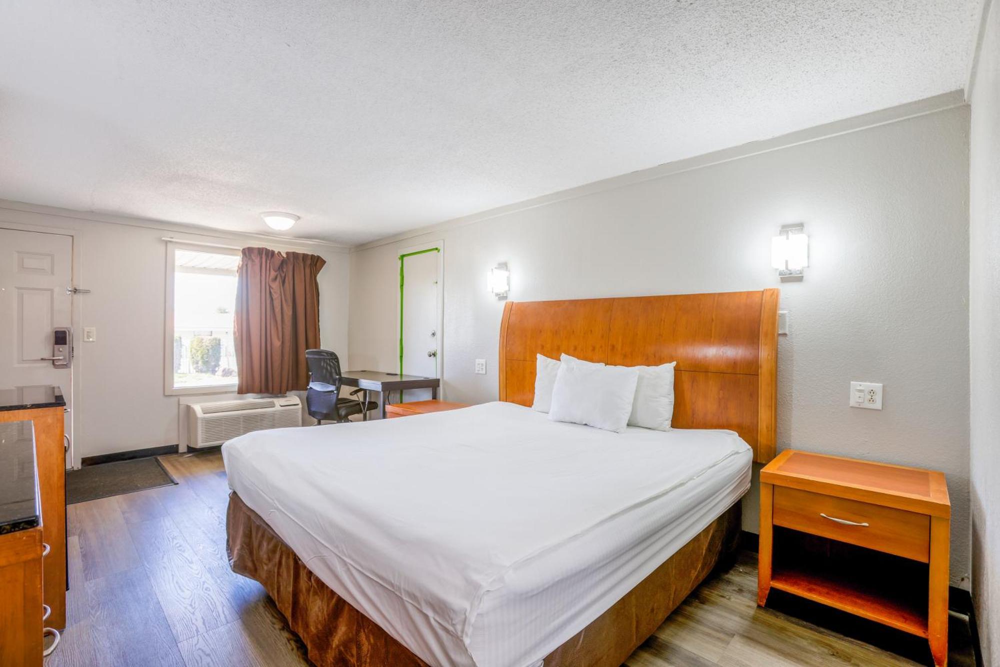 Cozy Garden Inn By Oyo Hwy 40 Richmond Exterior foto